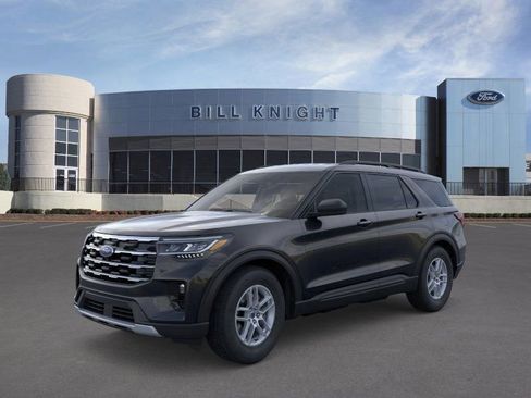 New 2026 Ford Explorer Active w/ Active Comfort Package image 2