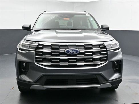 New 2026 Ford Explorer Active w/ Active Comfort Package image 5