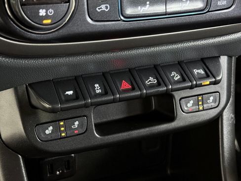 Used 2022 Chevrolet Colorado Z71 image 29