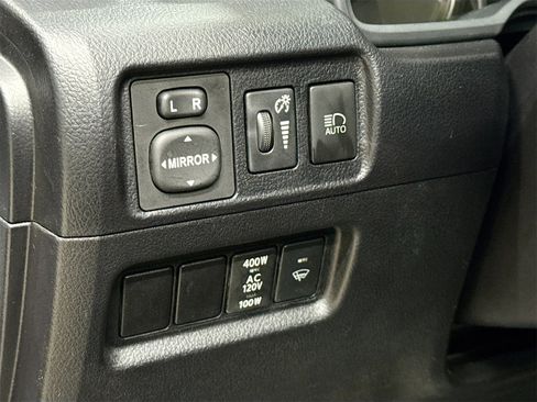 Used 2024 Toyota 4Runner TRD Off-Road image 10