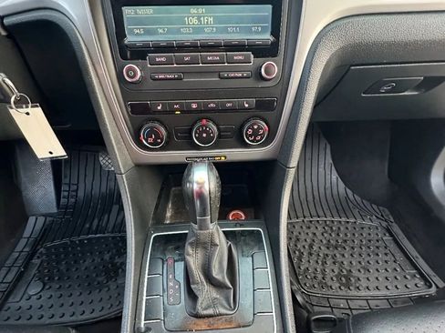 Used 2014 Volkswagen Passat 1.8T Wolfsburg Edition image 6