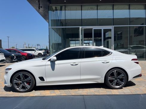 Used 2025 Genesis G70 3.3T Advanced w/ Sport Prestige Package image 8