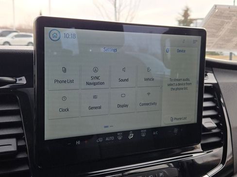 Used 2023 Ford Transit 350 XLT image 22