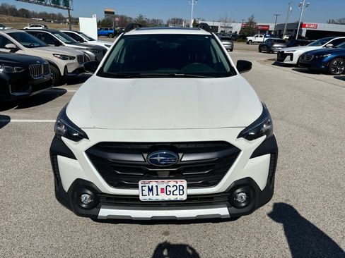 Used 2025 Subaru Outback Limited image 3