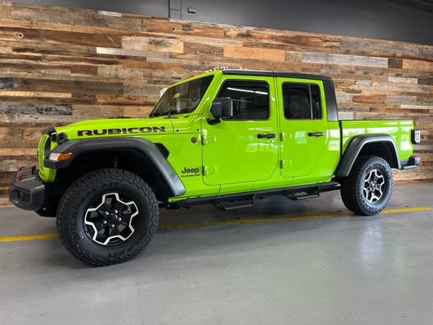 Used 2021 Jeep Gladiator Rubicon w/ Trailer Tow Package AWD/4WD image 10
