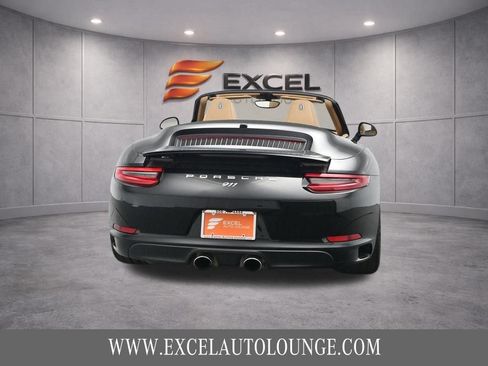 Used 2017 Porsche 911 Carrera RWD image 7