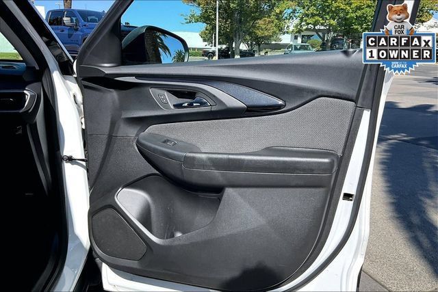 Used 2021 Chevrolet TrailBlazer L FWD image 22