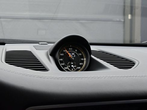 Certified 2019 Porsche 911 GT2 RS w/ Weissach Package RWD image 14