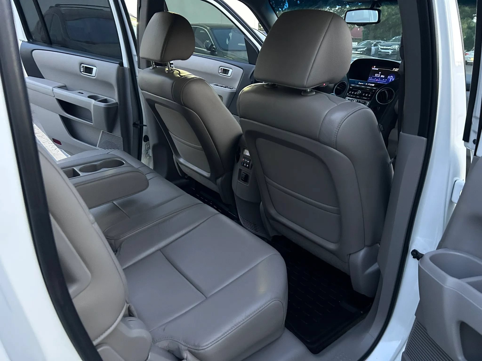 Used 2015 Honda Pilot EX-L image 36