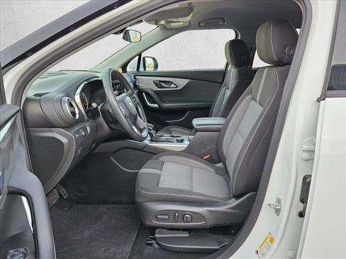 Certified 2025 Chevrolet Blazer LT image 15