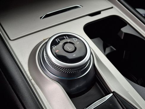 Certified 2023 Ford Explorer XLT image 17