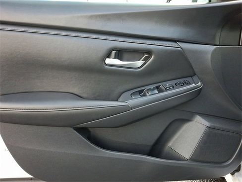 Used 2023 Nissan Sentra SV image 13