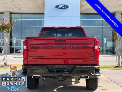 Used 2025 Chevrolet Silverado 1500 LT Trail Boss w/ Convenience Package II AWD/4WD image 23
