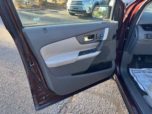 Used 2012 Ford Edge SEL image 10