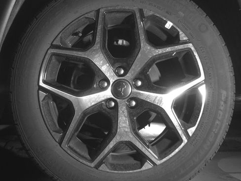 Used 2025 Jeep Compass Limited image 14