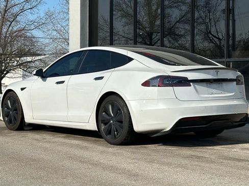 Used 2021 Tesla Model S Plaid image 6