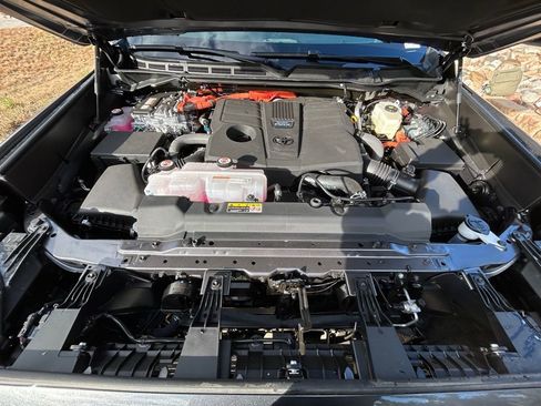 Used 2026 Toyota Sequoia Platinum image 35