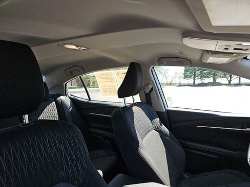 Used 2025 Toyota Camry LE image 13