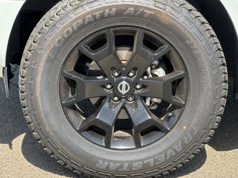 Used 2020 Nissan Frontier SV w/ Midnight Edition Floor Mats AWD/4WD image 45
