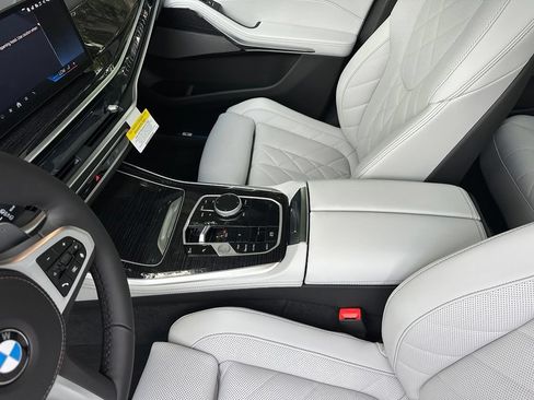 New 2026 BMW X5 sDrive40i w/ M Sport Package RWD image 21