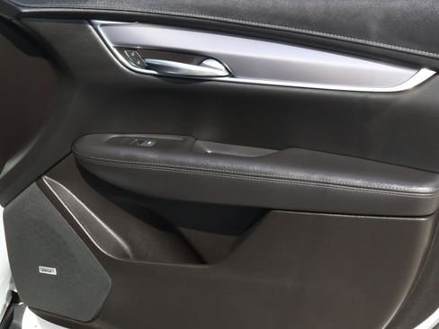 Used 2022 Cadillac XT5 Luxury image 21