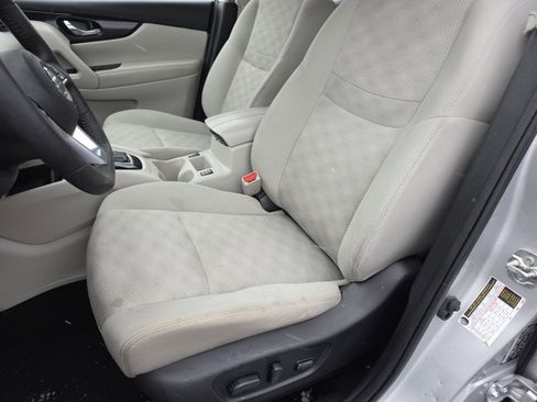 Used 2020 Nissan Rogue Sport SV w/ All-Weather Package image 22