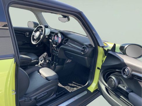 Used 2024 MINI Cooper S FWD image 17