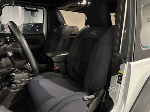 Used 2022 Jeep Wrangler Sport S image 23