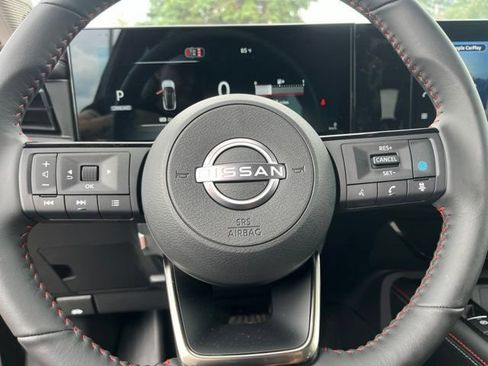 New 2026 Nissan Kicks SR AWD/4WD image 15