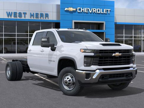 New 2026 Chevrolet Silverado 3500 W/T w/ WT Convenience Package AWD/4WD image 7