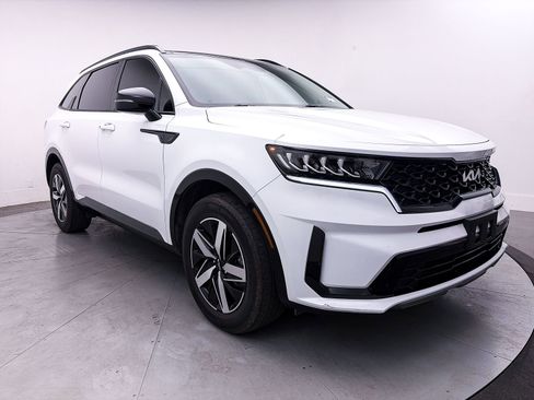 Used 2023 Kia Sorento S w/ Panoramic Sunroof Package FWD image 10