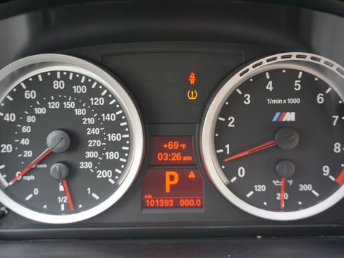 Used 2010 BMW M3 Convertible RWD image 22
