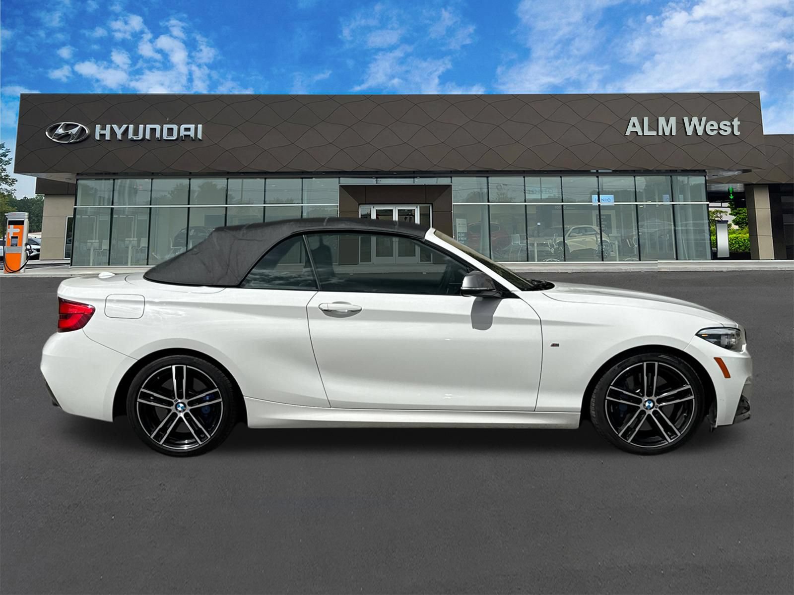 Used 2019 BMW M240i Convertible RWD image 4