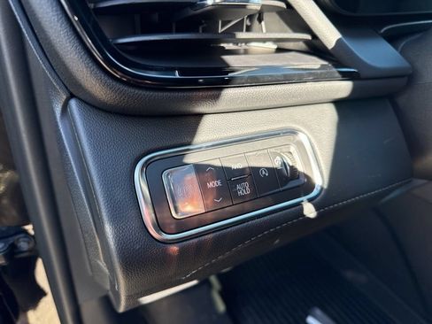 New 2026 Buick Enclave Avenir w/ Super Cruise Package AWD/4WD image 16