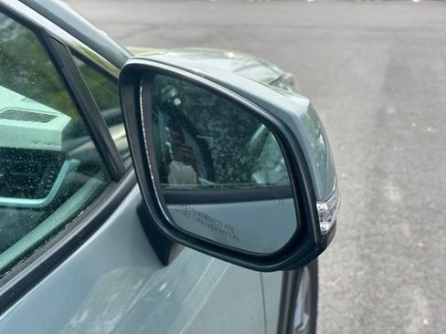 Used 2022 Toyota RAV4 XLE w/ Convenience Package image 12