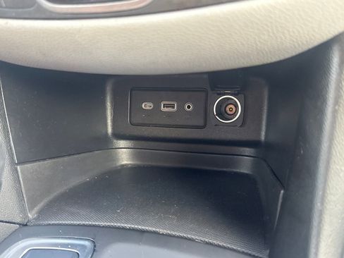 Used 2020 Chevrolet Equinox LT w/ Driver Convenience Package image 46