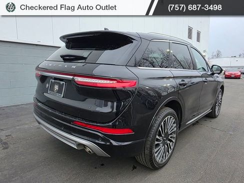 Used 2022 Lincoln Corsair AWD w/ Premium Package image 7