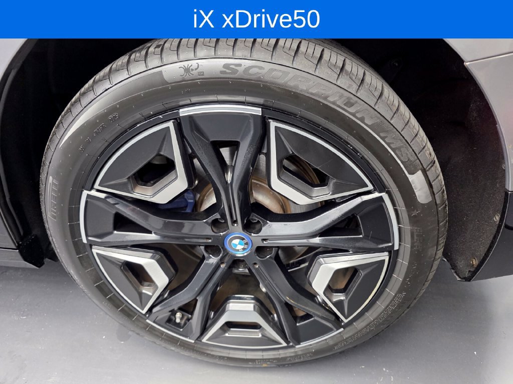 Certified 2024 BMW iX xDrive50 w/ Sport Package AWD/4WD image 17