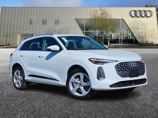 New 2025 Audi Q5 Premium Plus video 1