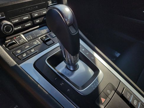 Used 2024 Porsche 718 Cayman S image 19