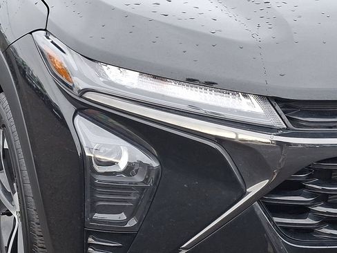 Used 2024 Chevrolet Trax RS image 10