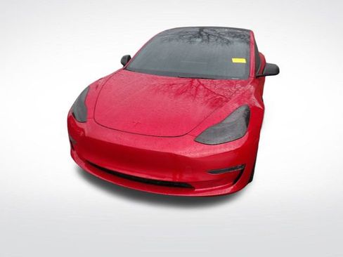 Used 2023 Tesla Model 3 Performance image 4