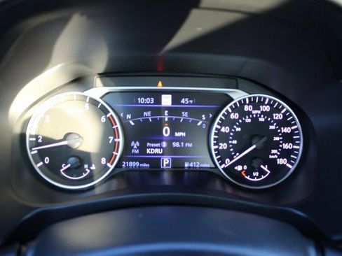 Used 2019 Nissan Altima 2.0 Platinum image 11