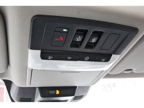 Certified 2022 Nissan Rogue SL w/ SL Premium Package image 25