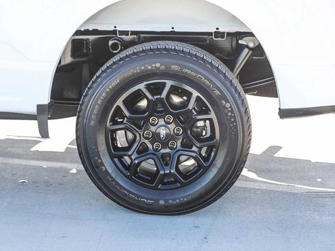 Used 2022 Ford F150 XL w/ Trailer Tow Package image 11