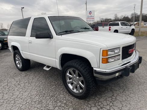 Used 1994 GMC Yukon 4WD 2-Door image 3