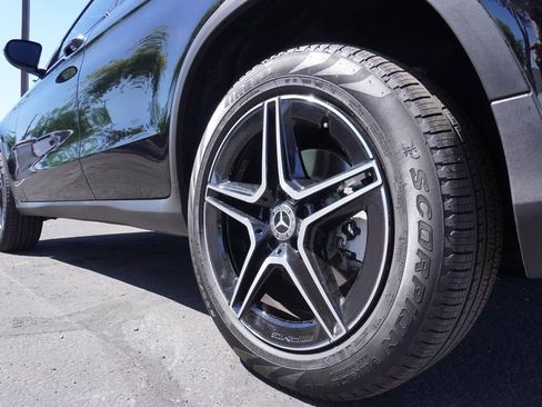 Used 2022 Mercedes-Benz GLC 300 image 6