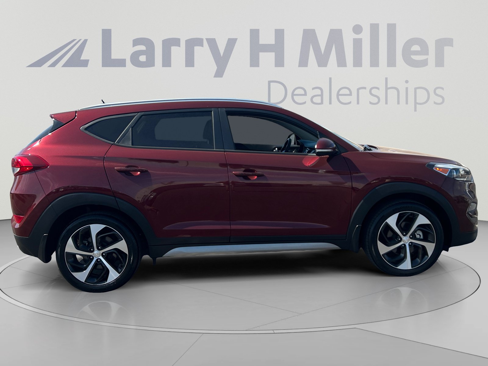 Used 2017 Hyundai Tucson Sport FWD image 6