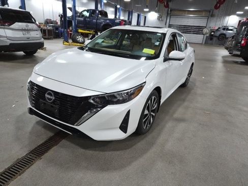 New 2025 Nissan Sentra SV w/ SV Premium Package image 5