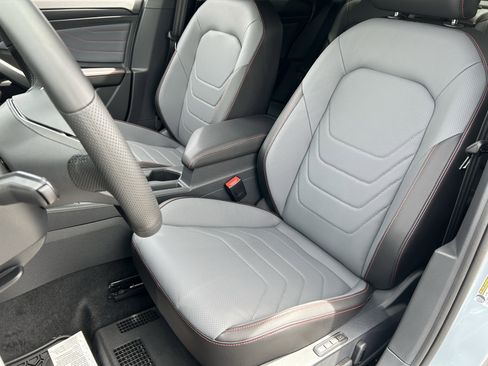 New 2026 Volkswagen Jetta GLI Autobahn FWD image 17